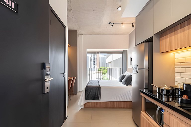 LF1 | Novo Bhaus On Loefgreen | Shopping | Metrô