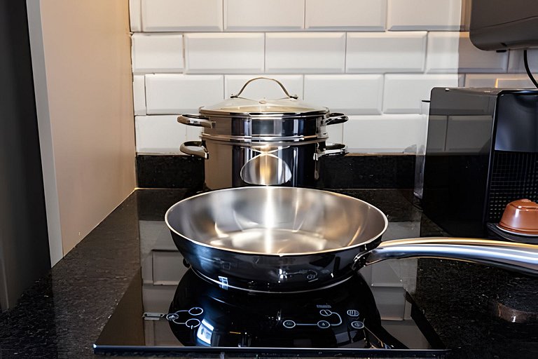 LF1 | Novo Bhaus On Loefgreen | Shopping | Metrô