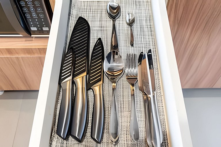 LF1 | Novo Bhaus On Loefgreen | Shopping | Metrô