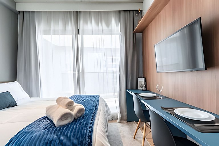 BHaus ON Vila Madalena | Studio Premium com Varanda | 6o and