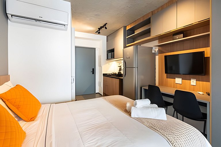 BHaus Jardins On Melo Alves | Studio Deluxe com Varanda | Li
