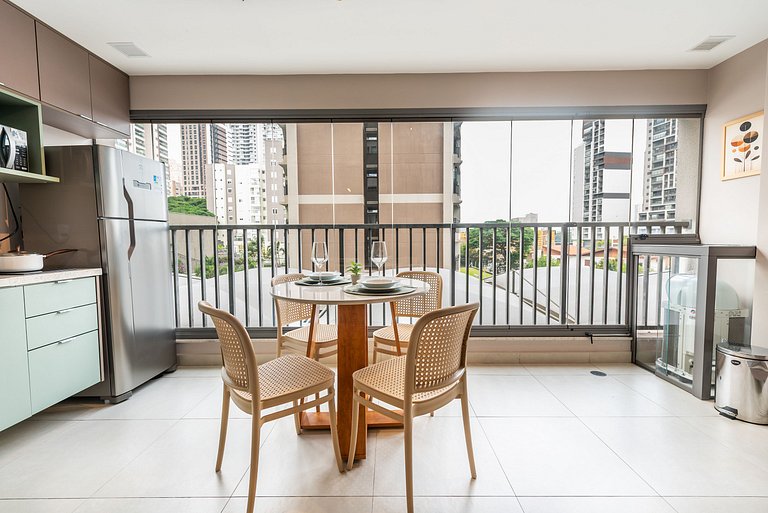 BHaus Brooklin Atmosfera | Apartamento Deluxe com Varanda |