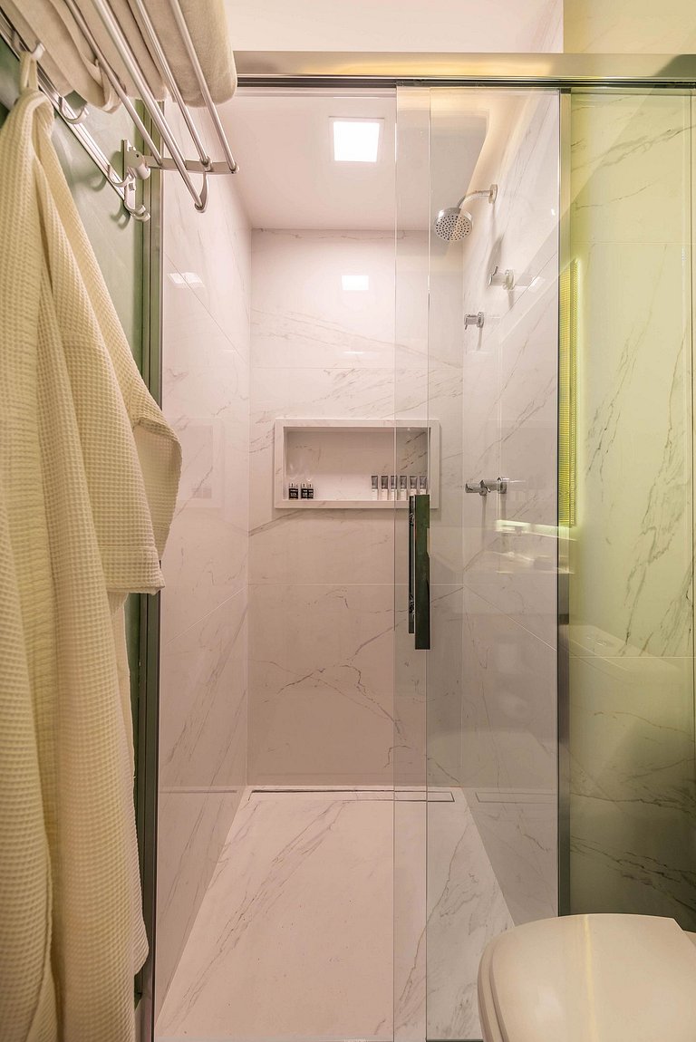 BHaus Itaim DSG | Studio Deluxe com Vista Incrível 13o andar
