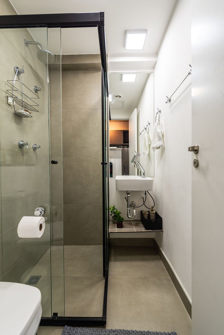 BHaus Jardins ON Lorena | Studio Premium com Varanda | Linda