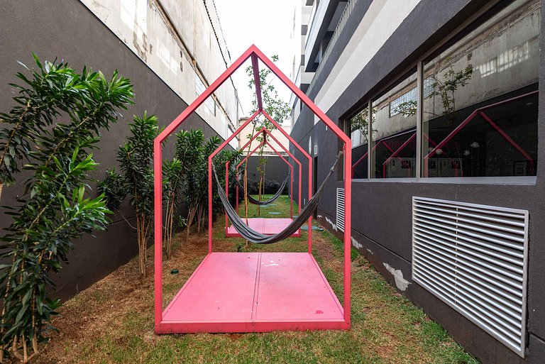 BHaus Moema ON Maracatins | Studio Premium com Varanda | Por
